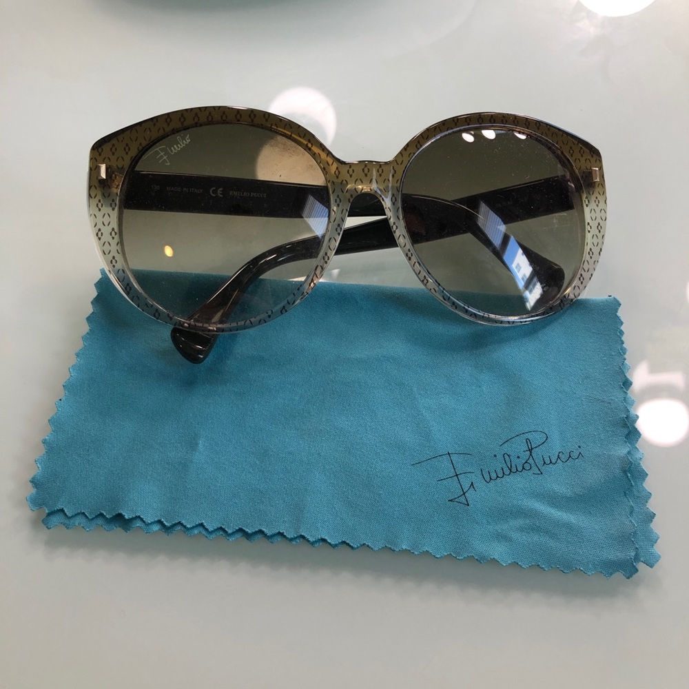 Emilio Pucci sunglasses with case